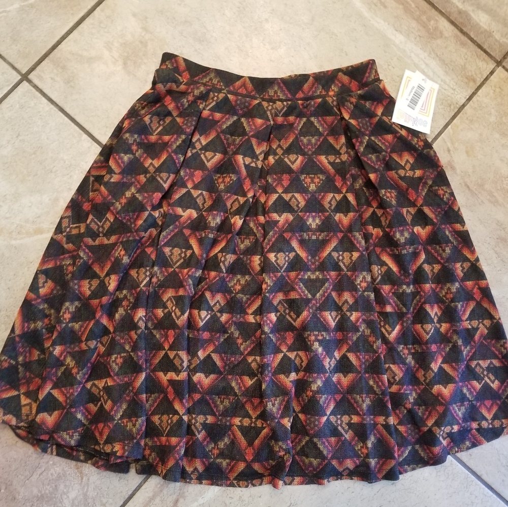 LuLaRoe | NWT Madison Skirt
